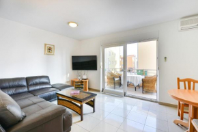 Apartment Oliver near nice beach in Kožino